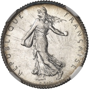 Lot 827