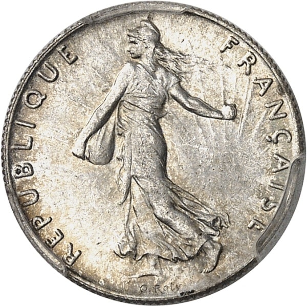 Lot 833