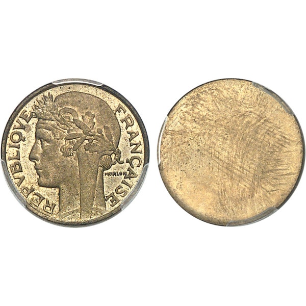 Lot 884