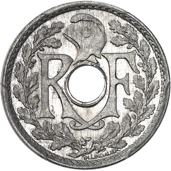 Lot 909