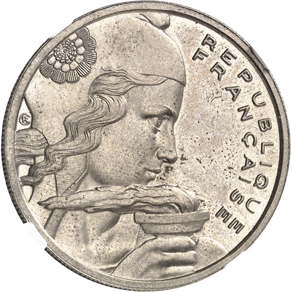 Lot 910