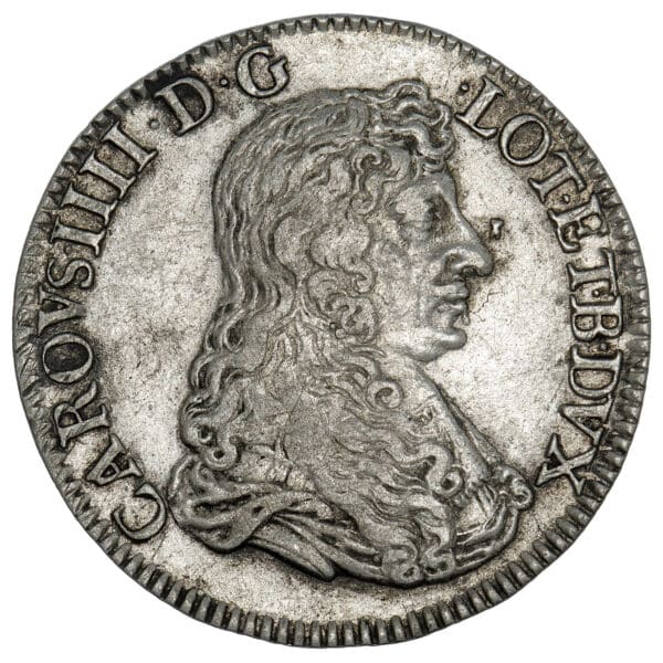 Lot 879