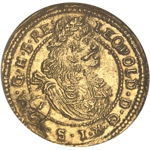 Lot 2220
