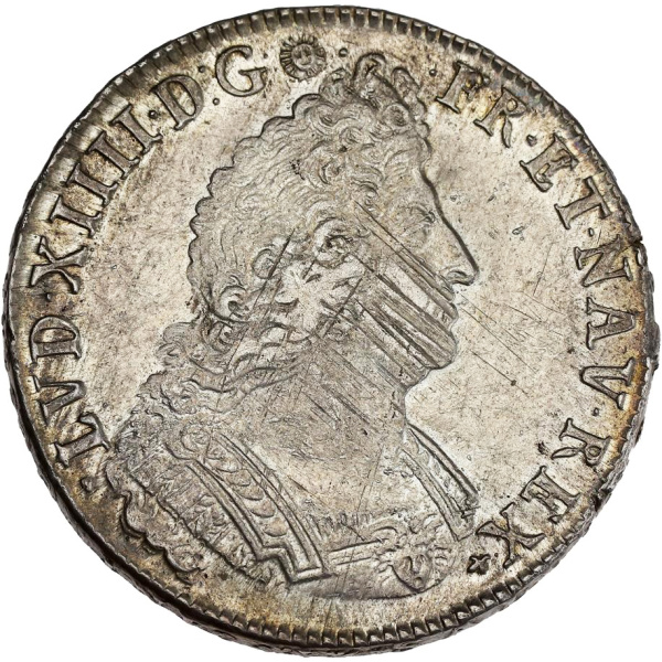 Lot 323