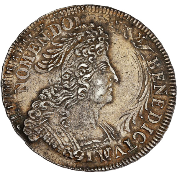 Lot 376