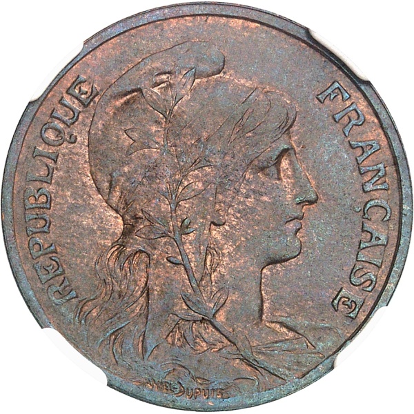 Lot 829