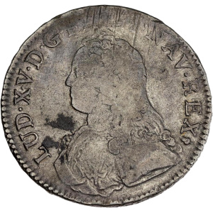 Lot 851