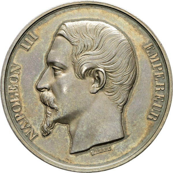 Lot 883
