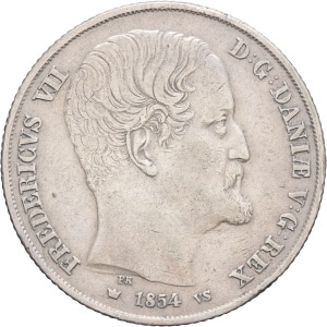 Lot 772