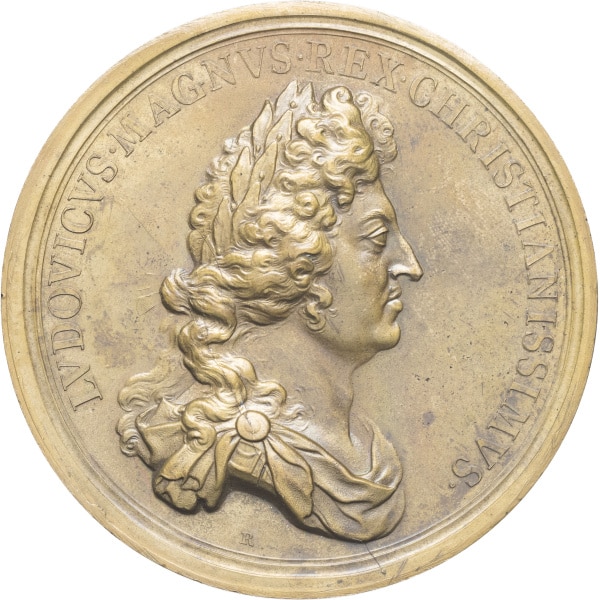 Lot 989