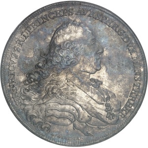 Lot 883