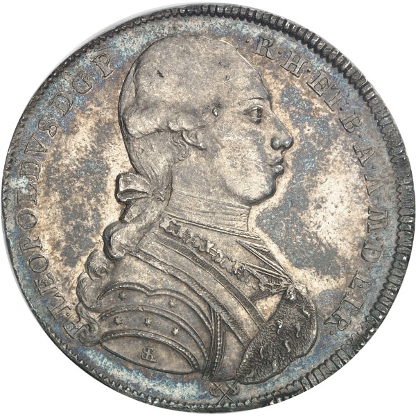 Lot 907