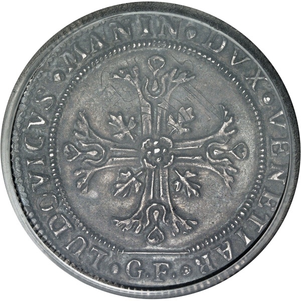 Lot 910