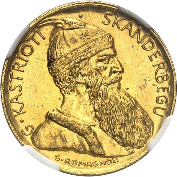 Lot 933