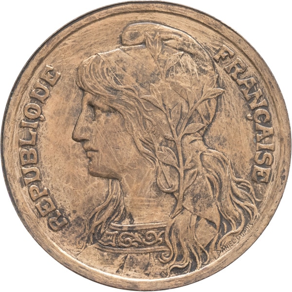 lot 932