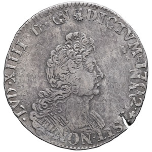 lot 823